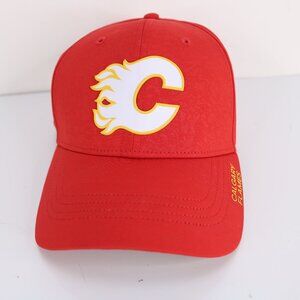 NHL Pro Fanatics Calgary Flames Cap Hat * Like NEW * Excellent * Red Yellow M/L